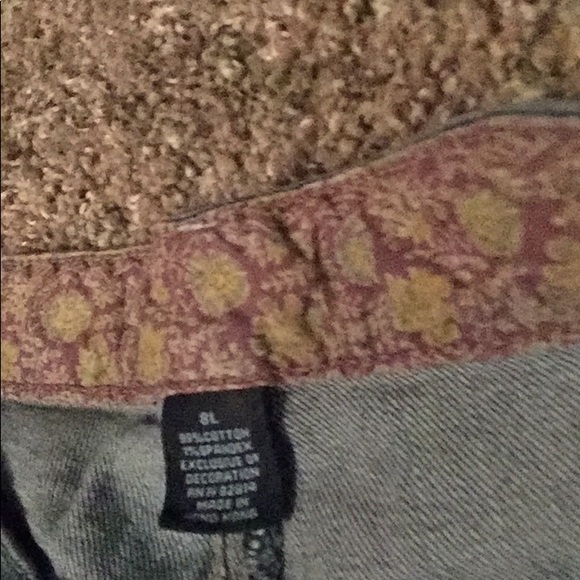 Jeans - Picture 4 of 4